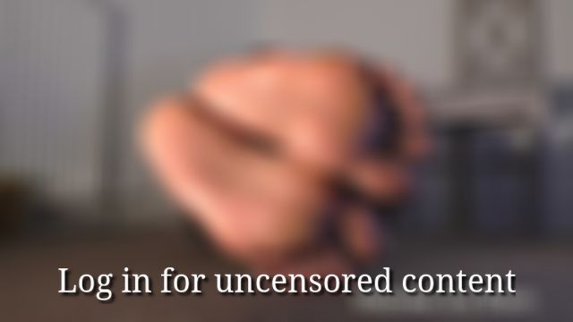 Custom: Bare feet love