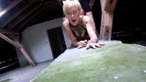 SKINNY-MILF Vicky (42) raw fucked in a LOST PLACE
