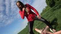 Outdoor ins Maul pissed