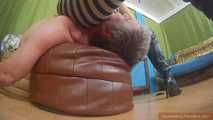 Julia-Eva: Neck-bendinig and windpipe-crushing