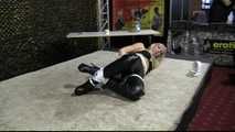 BoundCon Vienna Escape Challenge Stage - Lew Rubens vs. Lillian Caine