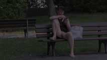 DIP - Unten ohne im Stadtpark