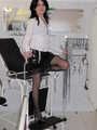 Herrin Nycky im Klinik-Rooms