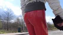 Rote Vinyl-Leggings und Overknees, 5.Teil