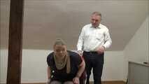 Mara - New prisoner in the office Teil 5 von 8