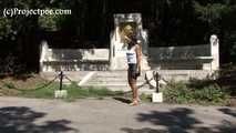 040003 Andrea Takes An Urgent Pee By The Monument