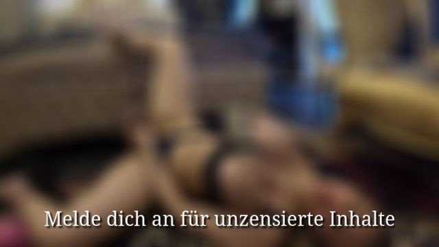 Privates Tape! Ich besorge es mir im Jogginganzug