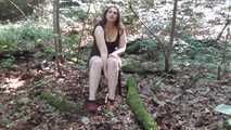 Ivana roped on chair 1/2