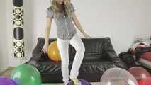 046 Stomping Balloons socks & barefeet