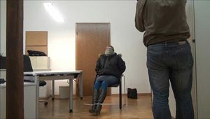 Melissa-  Überfallen im Büro Teil 5 von 6