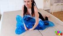 469 Rebecca Volpetti's hot ride on the dolphin!