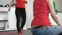 Under cats ass