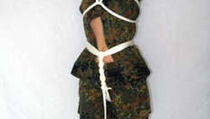 Military-Girl Gefesselt und geknebelt - Teil 2