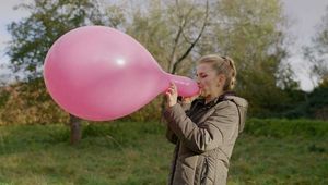 1476 Ein Spaziergang im Park