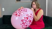 Blow2Pop pink Q24 hearts with mouthpiece