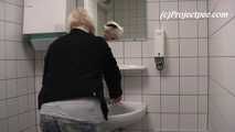 056025 Kasha Pees On The Floor Of The Smelly Toilet 