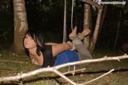 Nadine - Im Wald alleine