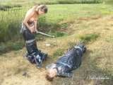 [From archive] Dana & Jenya - Trashbag racing 04