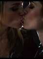 Black shiny kisses