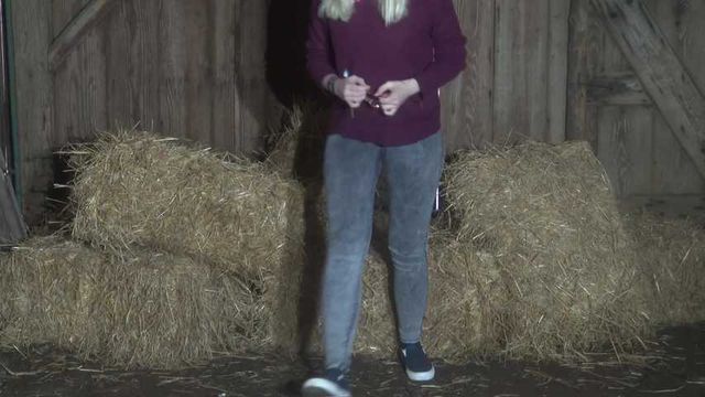 Elysa`s first time tied 1/2