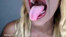 Spitty licks