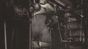 Bondage Art für dein Spielzimmer und in der Tat wird nur eine einzige Bilddatei hier zum verkauf angeboten