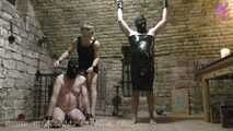 2 Sklaven im #Strafkerker #Peitschen #forcedbi #Erniedrigung