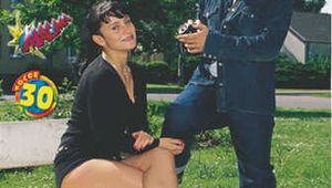 STRASSENFLIRTS 30