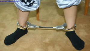 2 dangerous girls as convicts