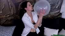 Blowing up multiple wet transparent U16 with a Blow2Pop
