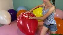 nail and pump2pop twelve of your rare Q24 balloons