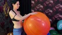 big balloon popping fun