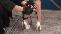 Ms. Bentley Investigates - Part Two - Laura Bentley 