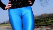 Meine blaue Leggings - 2.Teil