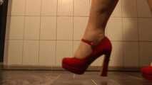 Nur HighHeels und Füsse  :-)