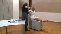 Paula - Hochsicherheitsgefangene im Büro Teil 4 von 9