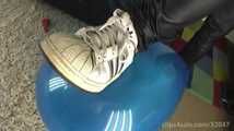 022 Sneaker popping