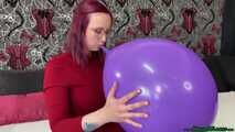 Blow2Pop a purple TT17 pastel while smoking a cigarette