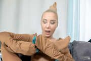 Freya Dee is a nylonmaniac (287 images)