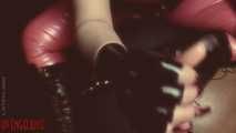 PRETTY, PINKY, PERVY - Gasmaskenwichsen