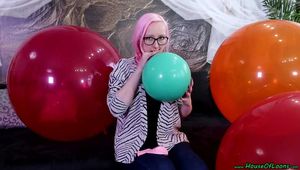 inflating teal U16 and pink Q16 and realeasing the air [NonPop]