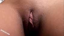 Teen Kiki aus Berlin privater Creampie Gangbang UNCUT