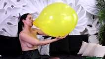 [teaching] sexy Blow2pop teaching yellow TT17 with miss Jeanette