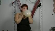 Hot games with balloons