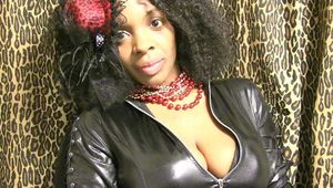 Latex Red Lipps