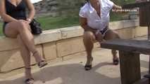 016185 Eve Pees In The Picnic Area