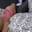 Geile Maus mit grossen Titten und krassem Strumpfhosenfetisch (Video Update)