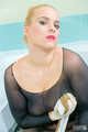 Hot bitch goes wet in nylon (279 images)