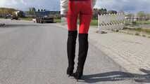 Rote Vinyl-Leggings und Overknees, 5.Teil