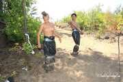 Dana and La Pulya - Bag racing BTS
